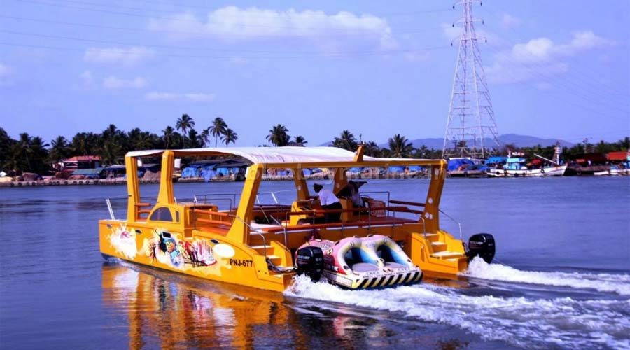 catamaran sailing in goa